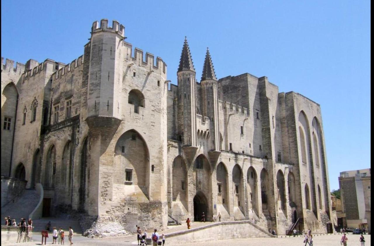 Gite Avignon Bougainvillier Zewnętrze zdjęcie